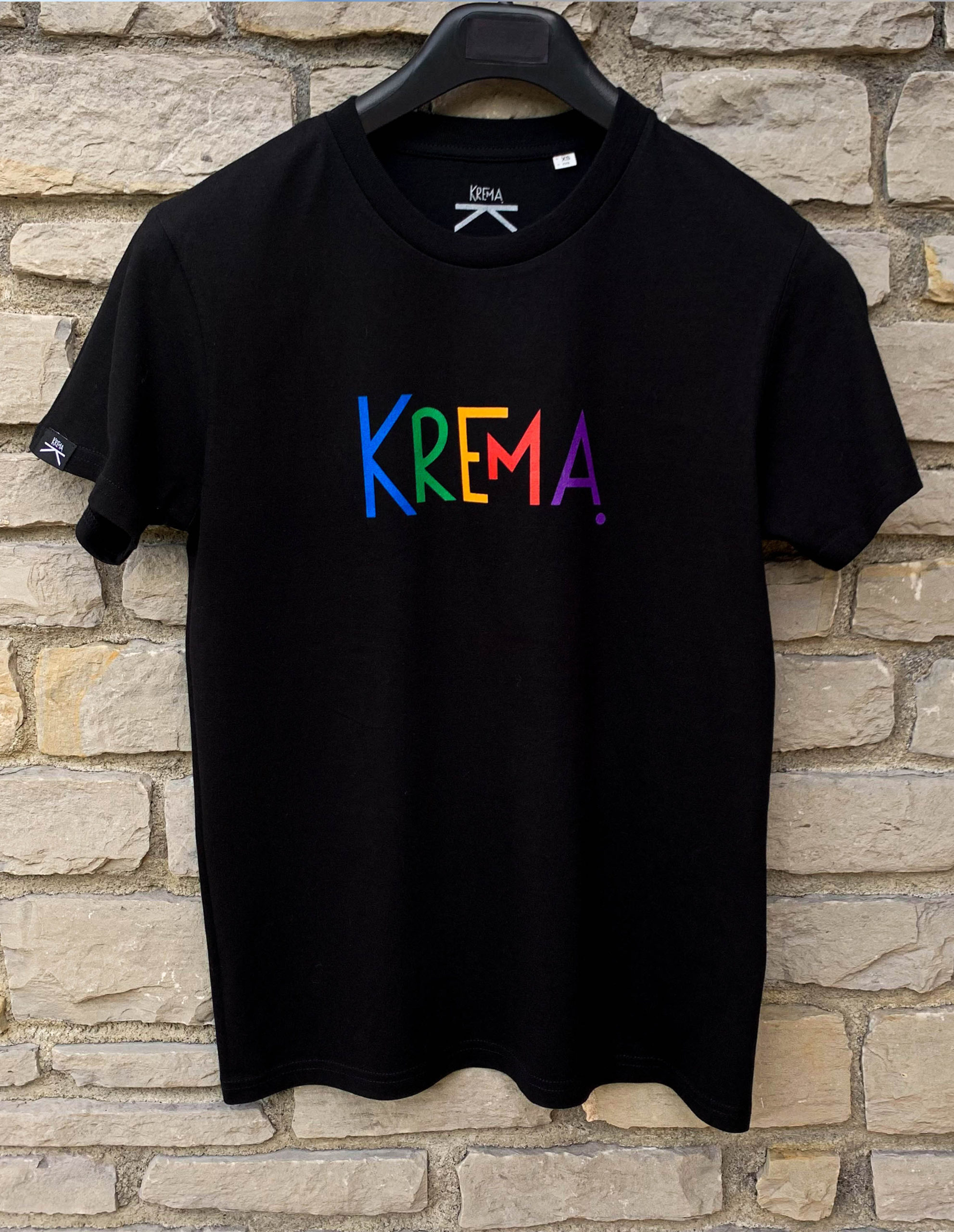 CAMISETA KREMA NEGRO SERIGRAFIADO COLOR